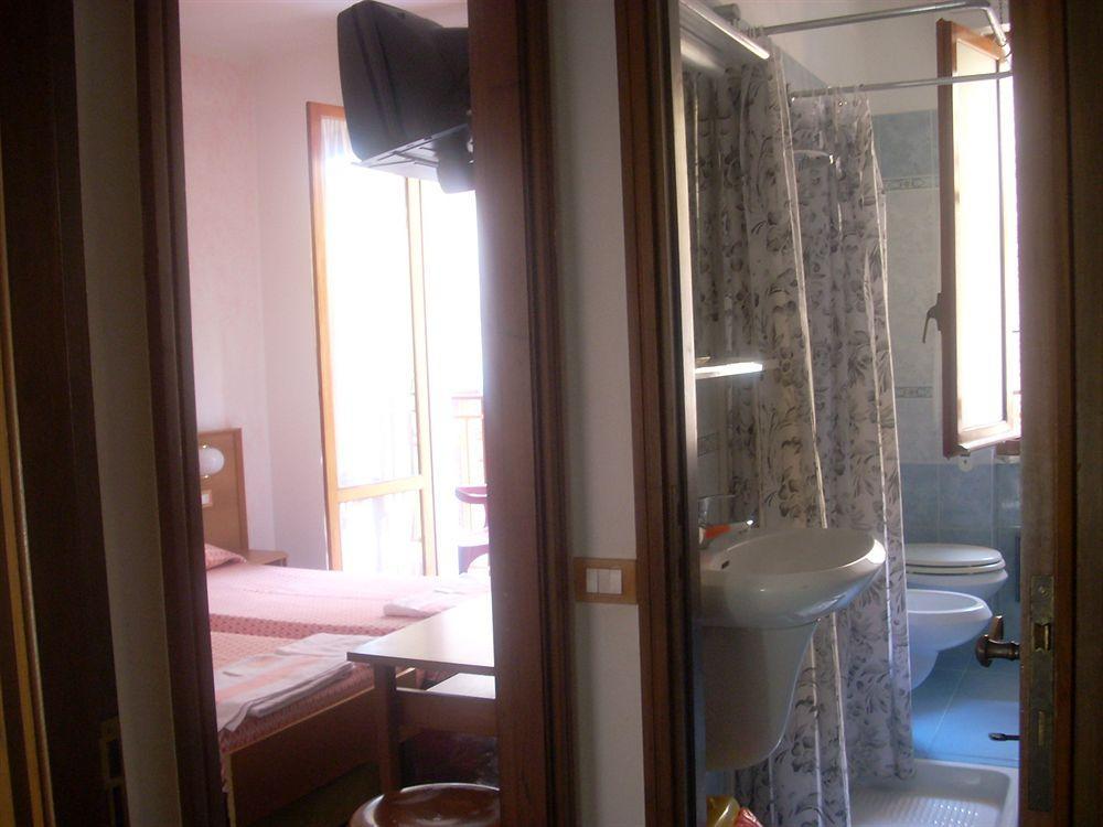 Hotel Corallo Moneglia Esterno foto