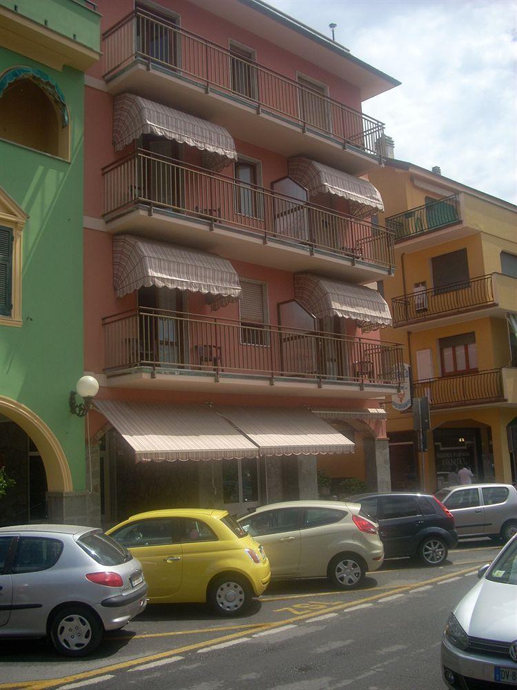 Hotel Corallo Moneglia Esterno foto