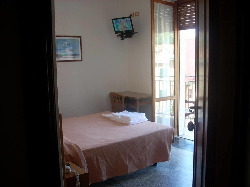 Hotel Corallo Moneglia Esterno foto